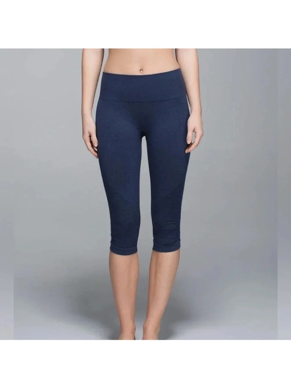Lululemon In The Flow Crop II Leggings Heathered Blue Ruched Yoga Pants Size 4